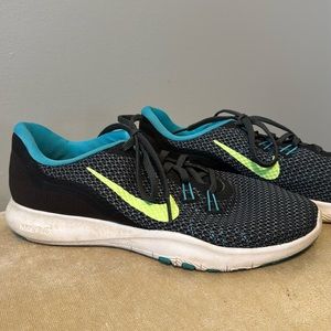 Nike Flex Training Tennis Shoes